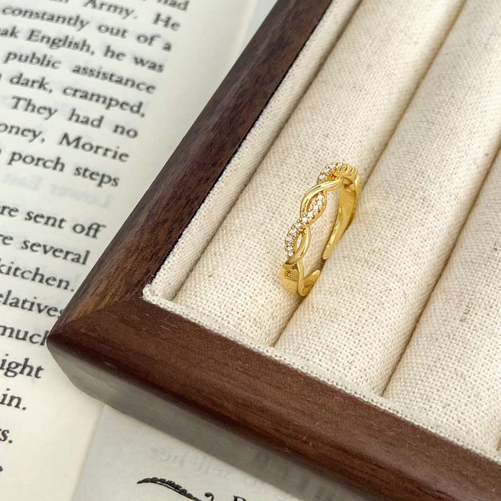 18k Gold Plated Minimalist Zircon Twisted Finger Ring