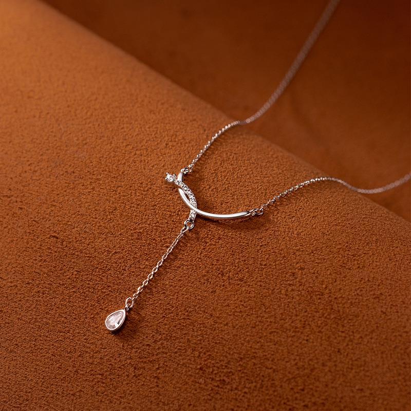 Collier à pampilles torsadées en argent sterling 925 avec zircon transparent